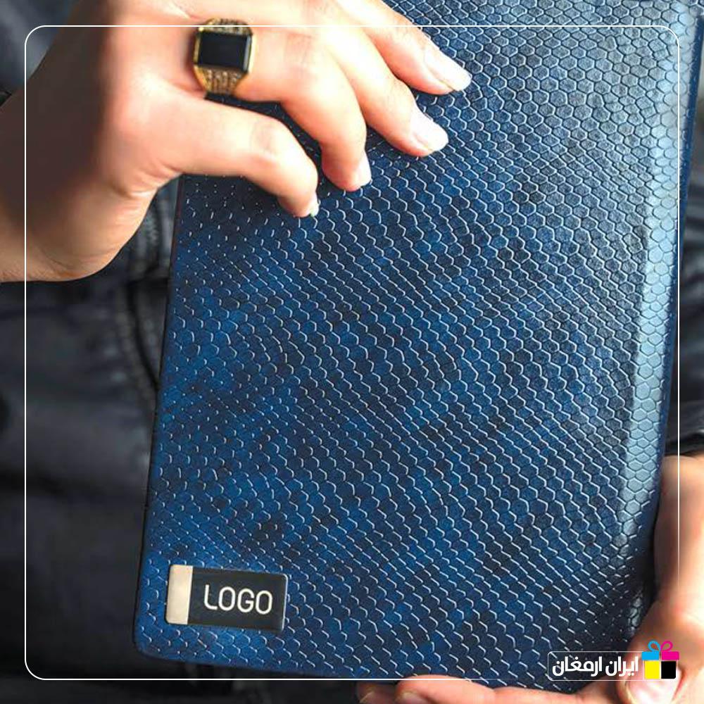 سررسید چرم ماری سرمه ای